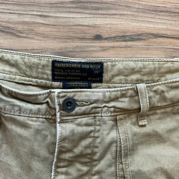 Abercrombie & Fitch Utility Short - Picture 5 of 10